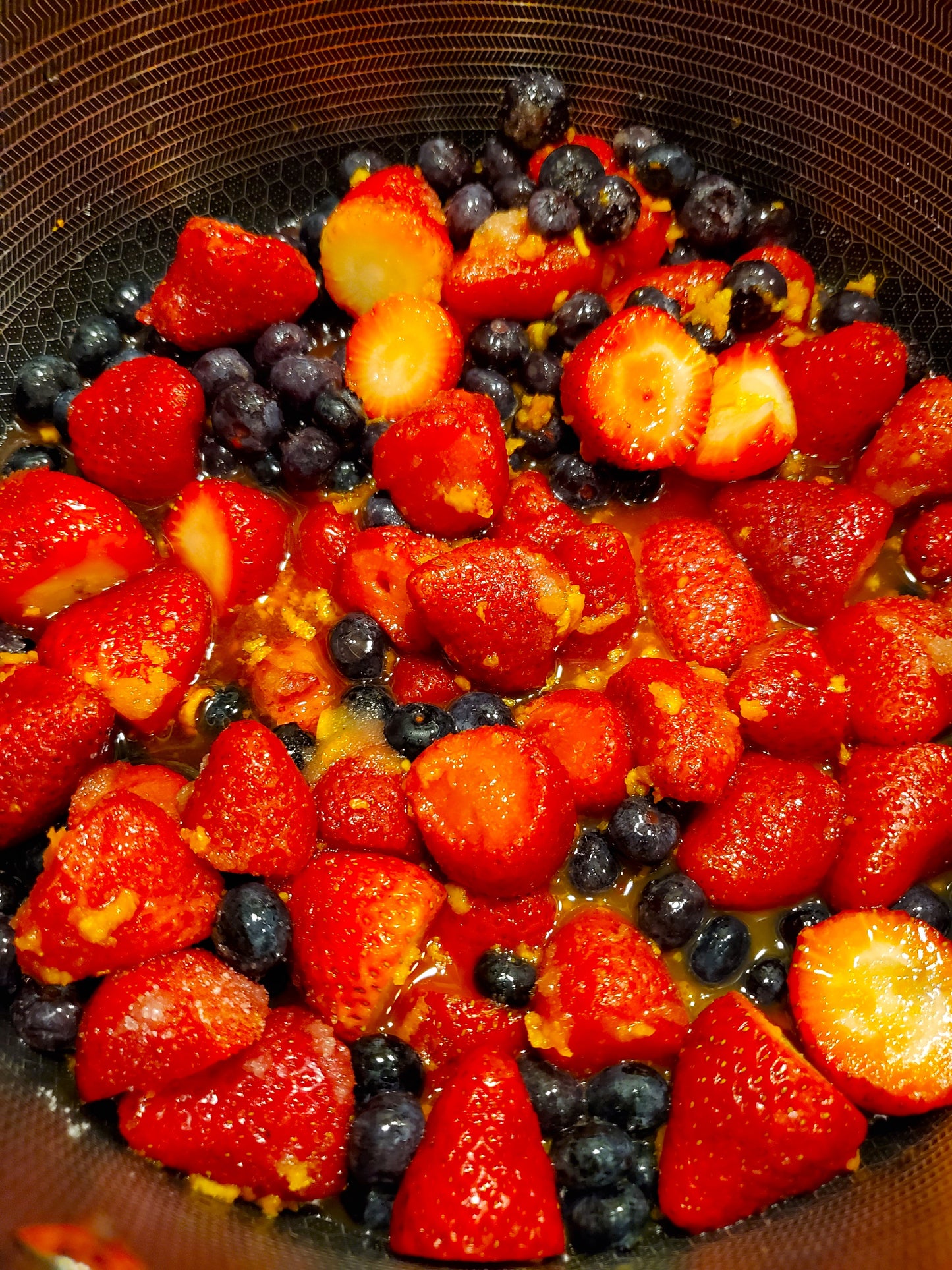 Berry Legendary fruit infused sauce